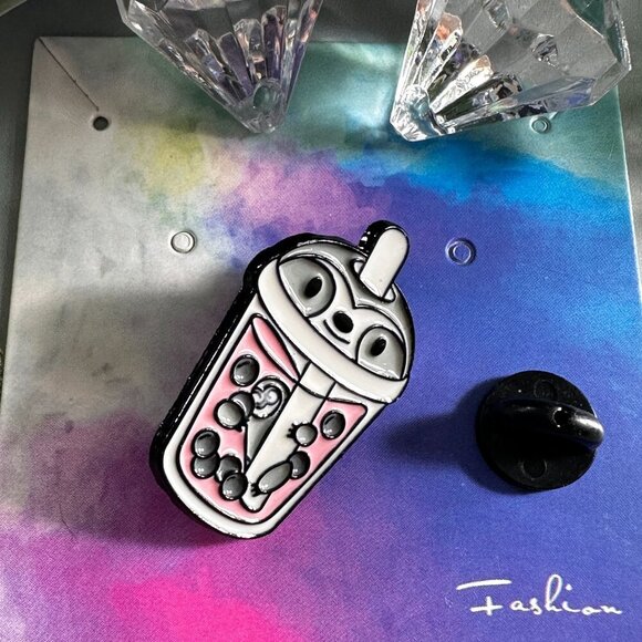 Raccoon Boba Tea Lapel Pin Pearl Tea Bubble Tea Pin Brooch Accessories Jewelry - Picture 2 of 8